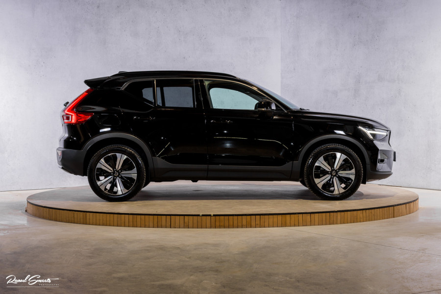 Volvo XC40 1.5 T5 Plug-in hybrid Ultimate Dark | Panorama dak | Adaptieve cruise | Harman Kardon | Blis | Memory |