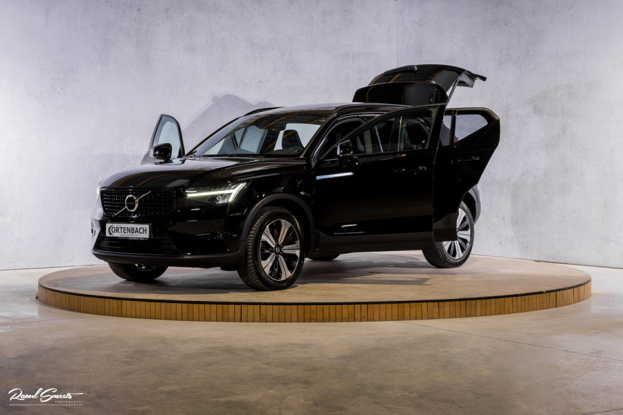 Volvo XC40 1.5 T5 Plug-in hybrid Ultimate Dark | Panorama dak | Adaptieve cruise | Harman Kardon | Blis | Memory |