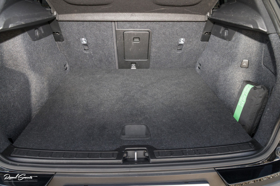 Volvo XC40 1.5 T5 Plug-in hybrid Ultimate Dark | Panorama dak | Adaptieve cruise | Harman Kardon | Blis | Memory |