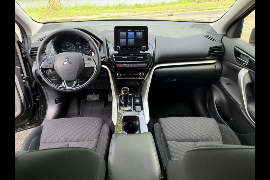 Mitsubishi Eclipse Cross 2.4 PHEV Business Executive ** Trekhaak ** 1.500kg trekgewicht Rijbereik tot 45km (WLTP)