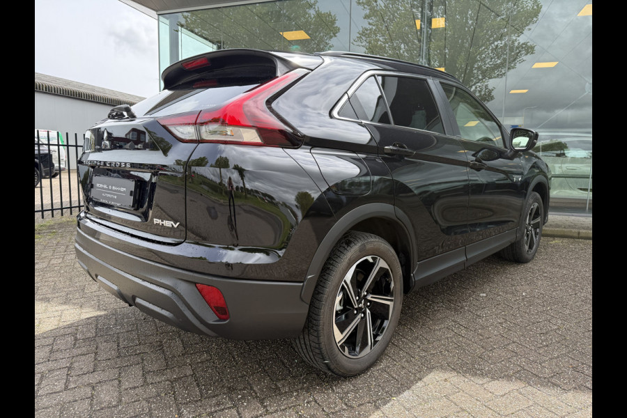 Mitsubishi Eclipse Cross 2.4 PHEV Business Executive ** Trekhaak ** 1.500kg trekgewicht Rijbereik tot 45km (WLTP)