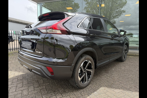 Mitsubishi Eclipse Cross 2.4 PHEV Business Executive ** Trekhaak ** 1.500kg trekgewicht Rijbereik tot 45km (WLTP)
