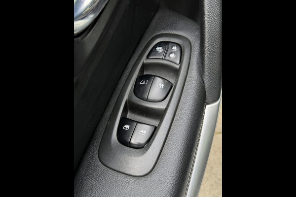 Renault Kadjar 1.2 TCe Intens - Navigatie I Airco I LED I PDC I Sport pakket I 1/2 Leer I 98.099 KM - Dealer onderhouden
