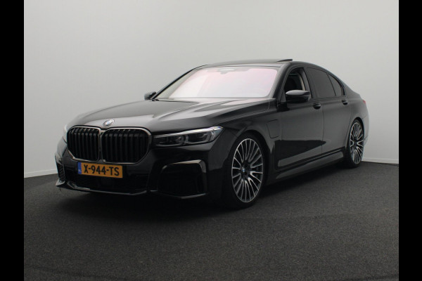 BMW 7 Serie 745e High Executive *M Sport* Xpel Massage 394 pk Panorama dak