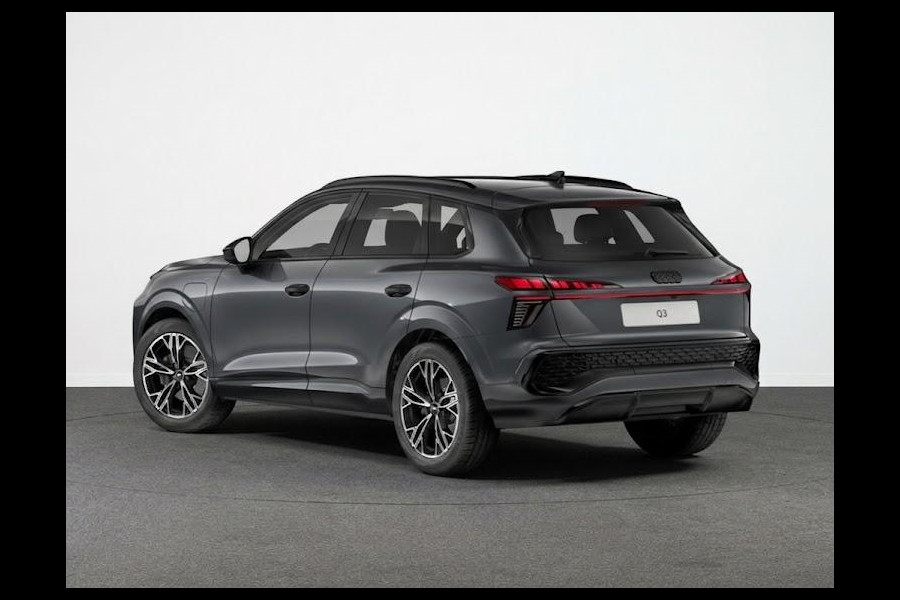 Audi Q3 S edition e-hybrid 272 pk | Panorama-glasdak | Optiekpakket zwart-glanzend | Sportstoelen zwart leder | Techniekpakket plus |