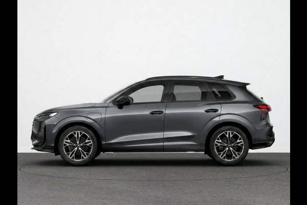 Audi Q3 S edition e-hybrid 272 pk | Panorama-glasdak | Optiekpakket zwart-glanzend | Sportstoelen zwart leder | Techniekpakket plus |