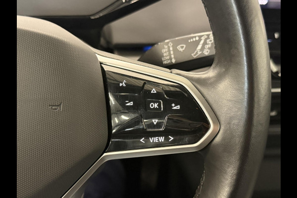 Volkswagen ID.3 Life 58 kWh SOH 92% Navigatie Apple Carplay Android Auto Parkeersensoren Adaptive Cruise Control Stoel- en stuurverwarming Climate Control