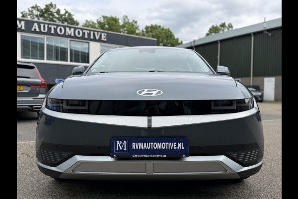 Hyundai IONIQ 5 Connect 77.4 kWh SOH 99%| WARMTEPOMP| HYUNDAI GARANTIE T/M 07-2028| ACHTERBANK VERWARMD| AFNEEMBARE TREKHAAK| ELEK. STOELEN| ADAPTIVE CRUISE CONTROL| DEALER ONDERHOUDEN| STOEL + STUURVERWARMING