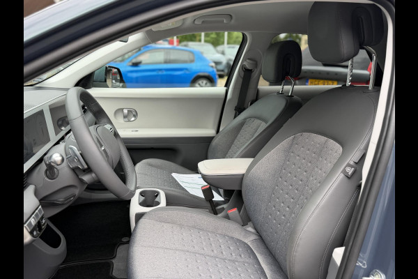Hyundai IONIQ 5 Connect 77.4 kWh SOH 99%| WARMTEPOMP| HYUNDAI GARANTIE T/M 07-2028| ACHTERBANK VERWARMD| AFNEEMBARE TREKHAAK| ELEK. STOELEN| ADAPTIVE CRUISE CONTROL| DEALER ONDERHOUDEN| STOEL + STUURVERWARMING