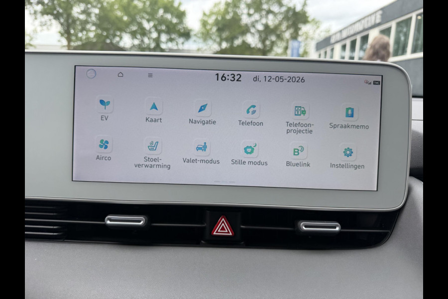 Hyundai IONIQ 5 Connect 77.4 kWh SOH 99%| WARMTEPOMP| HYUNDAI GARANTIE T/M 07-2028| ACHTERBANK VERWARMD| AFNEEMBARE TREKHAAK| ELEK. STOELEN| ADAPTIVE CRUISE CONTROL| DEALER ONDERHOUDEN| STOEL + STUURVERWARMING