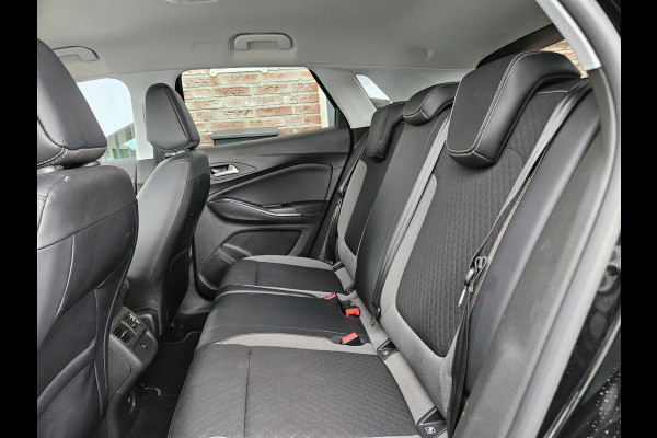 Opel Grandland X 1.2 Turbo Business + Lage Kilometerstand/NAP! Carplay! Camera! Dealer Onderhouden!
