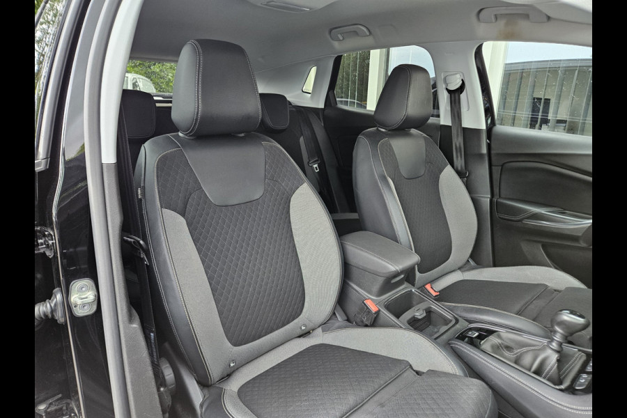 Opel Grandland X 1.2 Turbo Business + Lage Kilometerstand/NAP! Carplay! Camera! Dealer Onderhouden!