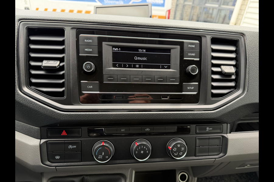 Volkswagen Crafter 35 2.0 TDI 177pk L3 EL DC 6 persoons Comfortline / RWD achterwielaandrijving / euro 6 / lease vanaf € / trekhaak 3500kg / camera / bpm vrij / vaste prijs rijklaar € 23.950 ex btw