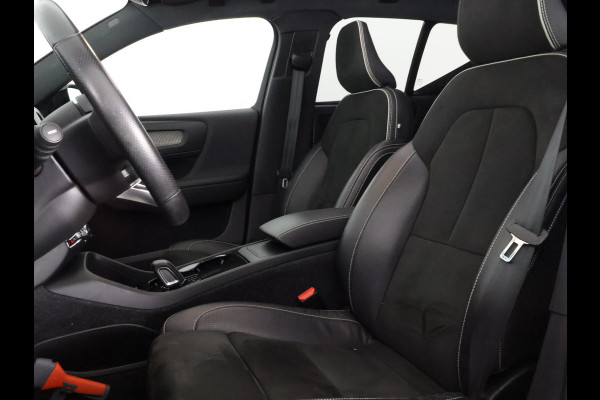 Volvo XC40 Recharge P8 AWD R-Design Two-Tone | Apple Carplay & AndroidAUTO | Camera |
