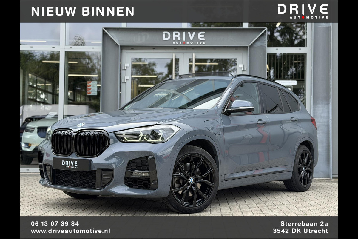 BMW X1 xDrive25e High Ex. M-Sport |Pano|ACC|HUD|Memory|Cam|Trekhaak|Sfeer|19"