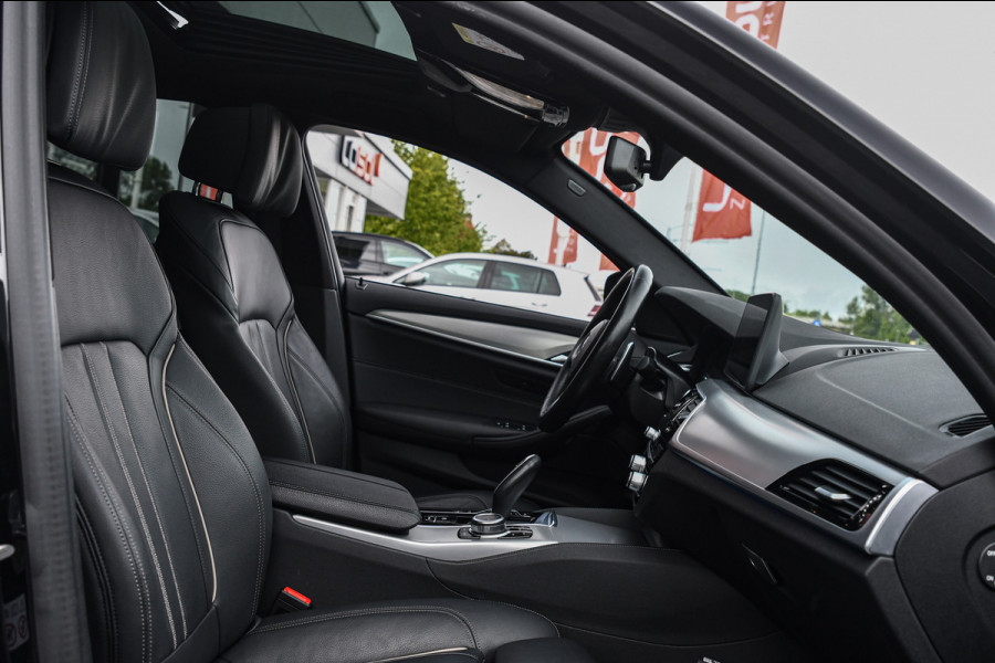 BMW 5 Serie 520e M-Sport, [SoH 90%], Shadow Line, Laser, Memory, HUD, Camera, Carplay, Ambient,