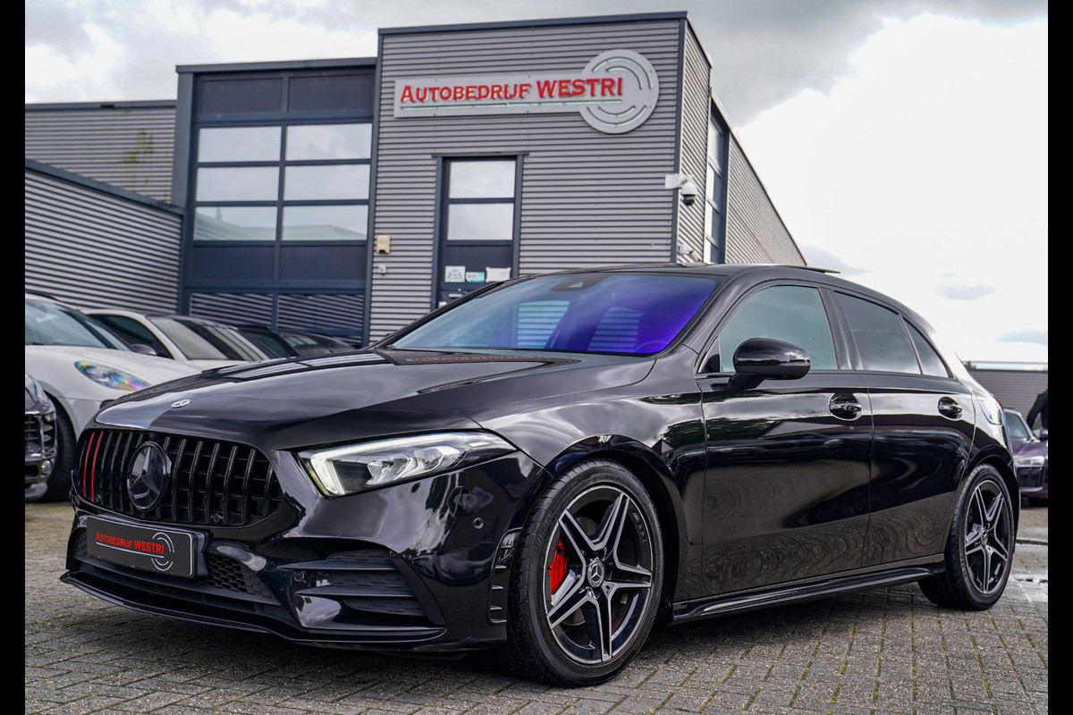 Mercedes-Benz A-Klasse 200 AMG / A35 Look | Panorama | Luxe Leder | Stoelverwarming | Sfeerverlichting | 360 cam | Cruise control