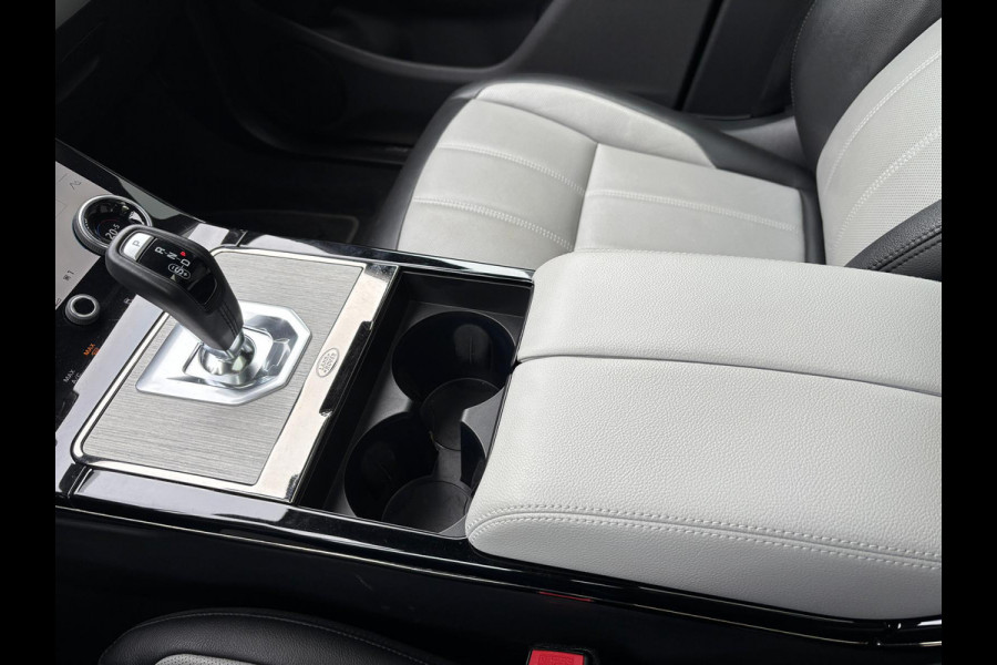 Land Rover Range Rover Evoque 1.5 P300e AWD R-Dynamic SE Panoramadak Lederen bekleding R Dynamic Exterior + Black Pack 20” lichtmetalen velgen