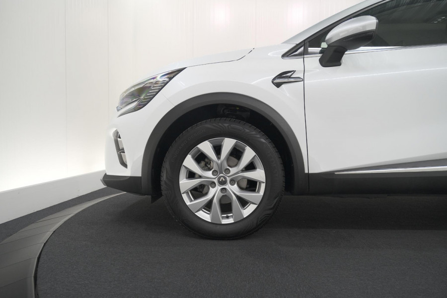 Renault Captur TCe 100 Intens | Trekhaak | Navigatie | Parkeersensoren | Apple Carplay