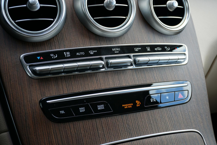 Mercedes-Benz GLC 300e 4MATIC Business Solution Luxury