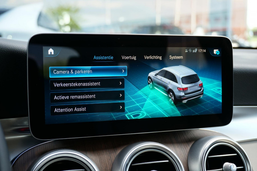 Mercedes-Benz GLC 300e 4MATIC Business Solution Luxury