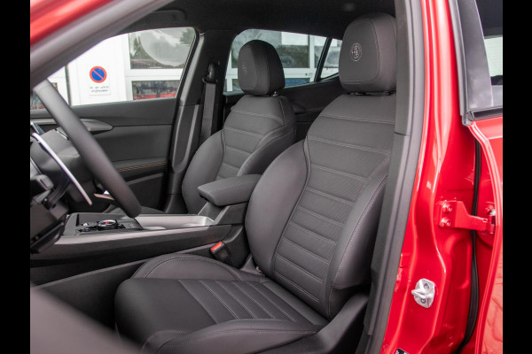Alfa Romeo Tonale 1.3 Ibrida Plug-In Q4 270pk AWD Ti | Tech Pack | 19" | Bicolore