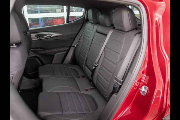 Alfa Romeo Tonale 1.3 Ibrida Plug-In Q4 270pk AWD Ti | Tech Pack | 19" | Bicolore