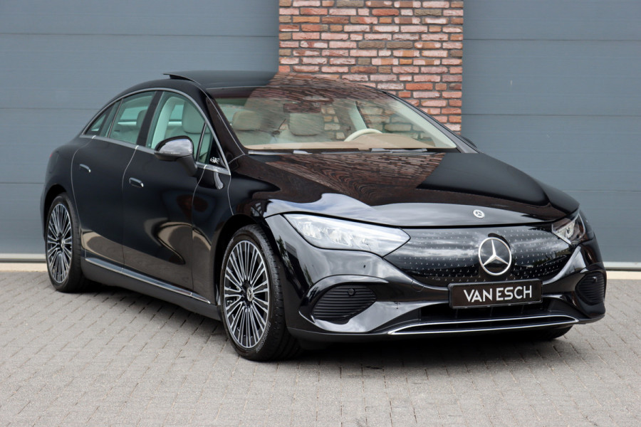 Mercedes-Benz EQE 300 Business Line 90 kWh | 49.000,- ex BTW | Hyperscreen | Luchtvering | Distronic | Panoramadak | Burmester | Camera | | Leder | Verwarmd Stuurwiel | Warmtepomp | Rijassistentiepakket |