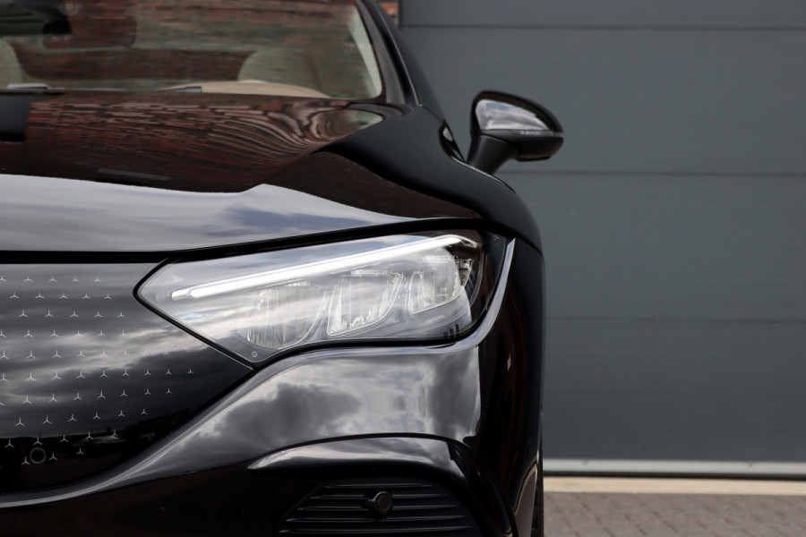 Mercedes-Benz EQE 300 Business Line 90 kWh | 49.000,- ex BTW | Hyperscreen | Luchtvering | Distronic | Panoramadak | Burmester | Camera | | Leder | Verwarmd Stuurwiel | Warmtepomp | Rijassistentiepakket |