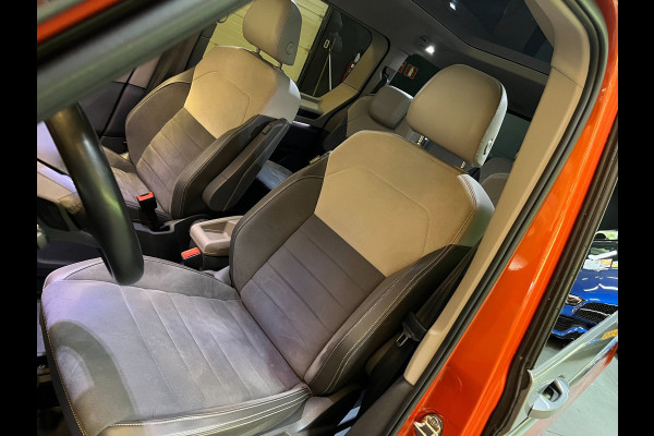 Volkswagen Multivan 1.4 eHybrid LANG 7P Energetic /NAVI/PANO/IQ-LICHT/H-KARDON/CAM/DAB/CARPLAY/V-COCKPIT///