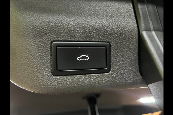 Volkswagen Multivan 1.4 eHybrid LANG 7P Energetic /NAVI/PANO/IQ-LICHT/H-KARDON/CAM/DAB/CARPLAY/V-COCKPIT///