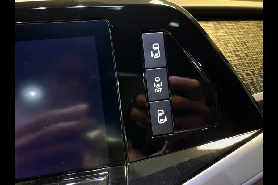 Volkswagen Multivan 1.4 eHybrid LANG 7P Energetic /NAVI/PANO/IQ-LICHT/H-KARDON/CAM/DAB/CARPLAY/V-COCKPIT///