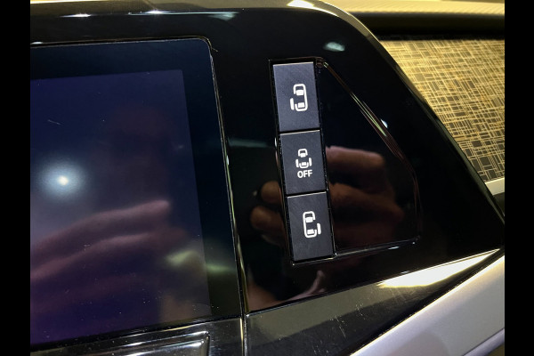Volkswagen Multivan 1.4 eHybrid LANG 7P Energetic /NAVI/PANO/IQ-LICHT/H-KARDON/CAM/DAB/CARPLAY/V-COCKPIT///