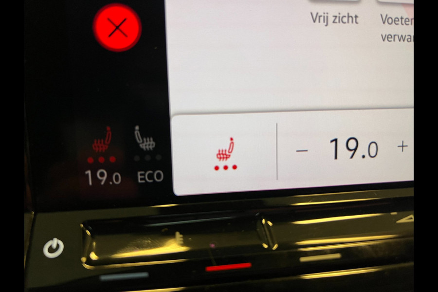 Volkswagen Multivan 1.4 eHybrid LANG 7P Energetic /NAVI/PANO/IQ-LICHT/H-KARDON/CAM/DAB/CARPLAY/V-COCKPIT///