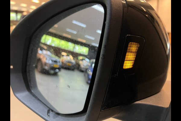 Volkswagen Multivan 1.4 eHybrid LANG 7P Energetic /NAVI/PANO/IQ-LICHT/H-KARDON/CAM/DAB/CARPLAY/V-COCKPIT///