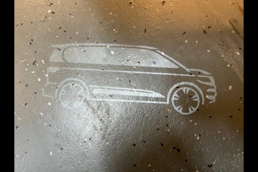 Volkswagen Multivan 1.4 eHybrid LANG 7P Energetic /NAVI/PANO/IQ-LICHT/H-KARDON/CAM/DAB/CARPLAY/V-COCKPIT///