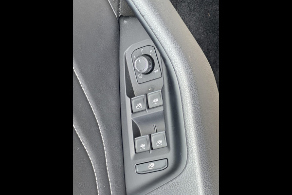 Volkswagen Arteon Shooting Brake 2.0 TSI R-Line Business PANODAK | TREKHAAK | STUUR+STOELVERWARMING