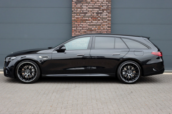 Mercedes-Benz E-Klasse Estate AMG 53 4MATIC+ | 585pk | Hyperscreen | Achterasbesturing | Distronic+ | Stoelventilatie | Trekhaak | Panoramadak | Digital Light | Burmester | HUD | Verwarmd Stuurwiel |
