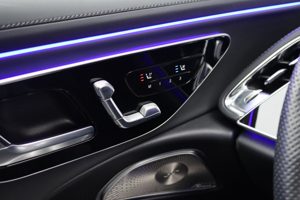 Mercedes-Benz E-Klasse Estate AMG 53 4MATIC+ | 585pk | Hyperscreen | Achterasbesturing | Distronic+ | Stoelventilatie | Trekhaak | Panoramadak | Digital Light | Burmester | HUD | Verwarmd Stuurwiel |