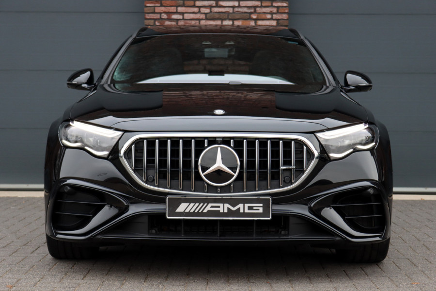 Mercedes-Benz E-Klasse Estate AMG 53 4MATIC+ | 585pk | Hyperscreen | Achterasbesturing | Distronic+ | Stoelventilatie | Trekhaak | Panoramadak | Digital Light | Burmester | HUD | Verwarmd Stuurwiel |