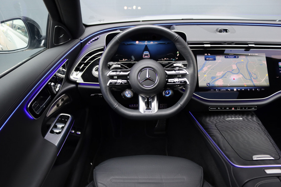 Mercedes-Benz E-Klasse Estate AMG 53 4MATIC+ | 585pk | Hyperscreen | Achterasbesturing | Distronic+ | Stoelventilatie | Trekhaak | Panoramadak | Digital Light | Burmester | HUD | Verwarmd Stuurwiel |