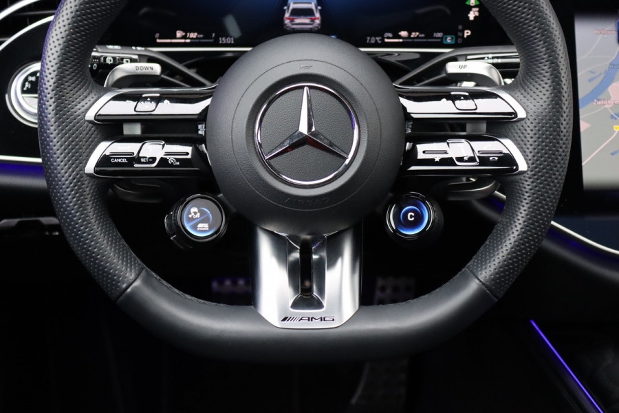 Mercedes-Benz E-Klasse Estate AMG 53 4MATIC+ | 585pk | Hyperscreen | Achterasbesturing | Distronic+ | Stoelventilatie | Trekhaak | Panoramadak | Digital Light | Burmester | HUD | Verwarmd Stuurwiel |