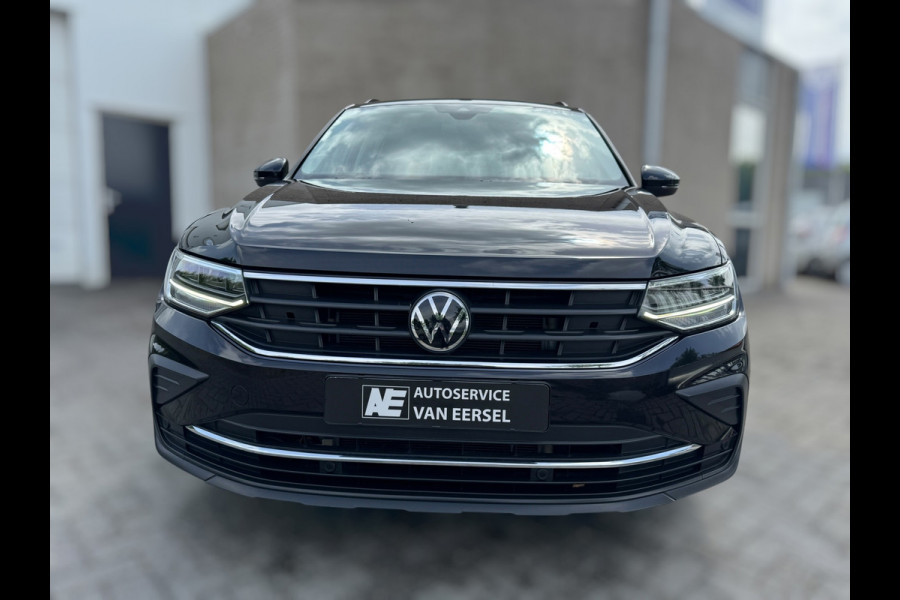 Volkswagen Tiguan 1.5 TSI Life CAMERA / TREKHAAK / STOELVERWARMING / STUURVERWARMING / CARPLAY / LED / VIRT. COCKPIT / ELEKTR KLEP