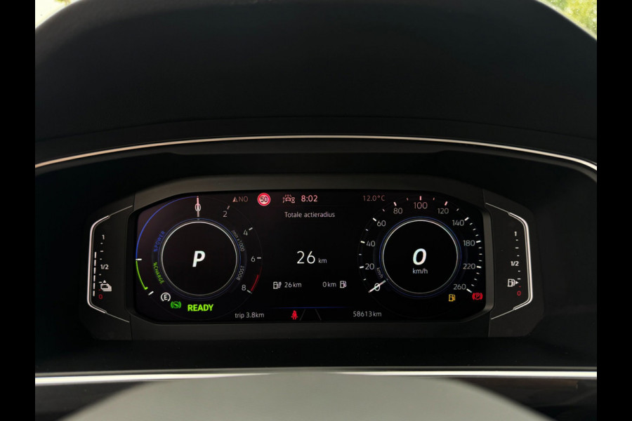 Volkswagen Tiguan 1.5 TSI Life CAMERA / TREKHAAK / STOELVERWARMING / STUURVERWARMING / CARPLAY / LED / VIRT. COCKPIT / ELEKTR KLEP