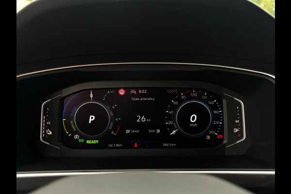 Volkswagen Tiguan 1.5 TSI Life CAMERA / TREKHAAK / STOELVERWARMING / STUURVERWARMING / CARPLAY / LED / VIRT. COCKPIT / ELEKTR KLEP
