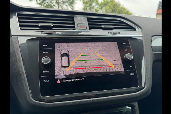 Volkswagen Tiguan 1.5 TSI Life CAMERA / TREKHAAK / STOELVERWARMING / STUURVERWARMING / CARPLAY / LED / VIRT. COCKPIT / ELEKTR KLEP