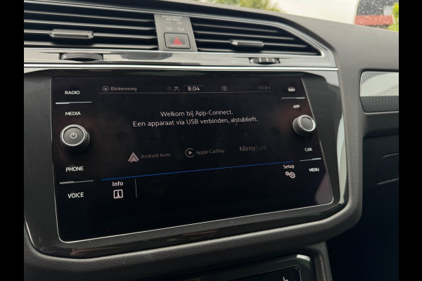Volkswagen Tiguan 1.5 TSI Life CAMERA / TREKHAAK / STOELVERWARMING / STUURVERWARMING / CARPLAY / LED / VIRT. COCKPIT / ELEKTR KLEP