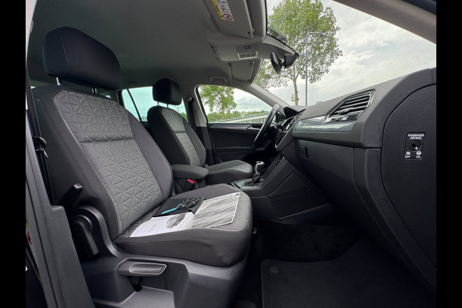 Volkswagen Tiguan 1.5 TSI Life CAMERA / TREKHAAK / STOELVERWARMING / STUURVERWARMING / CARPLAY / LED / VIRT. COCKPIT / ELEKTR KLEP