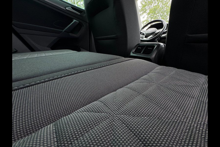 Volkswagen Tiguan 1.5 TSI Life CAMERA / TREKHAAK / STOELVERWARMING / STUURVERWARMING / CARPLAY / LED / VIRT. COCKPIT / ELEKTR KLEP