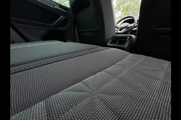 Volkswagen Tiguan 1.5 TSI Life CAMERA / TREKHAAK / STOELVERWARMING / STUURVERWARMING / CARPLAY / LED / VIRT. COCKPIT / ELEKTR KLEP